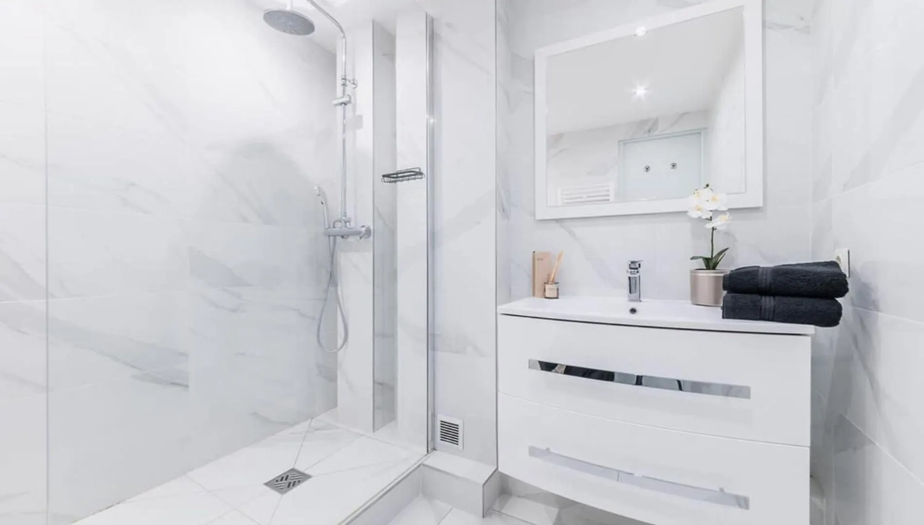 Appartamento Chic Flat With A Garden Near Trocadero Parigi Francia