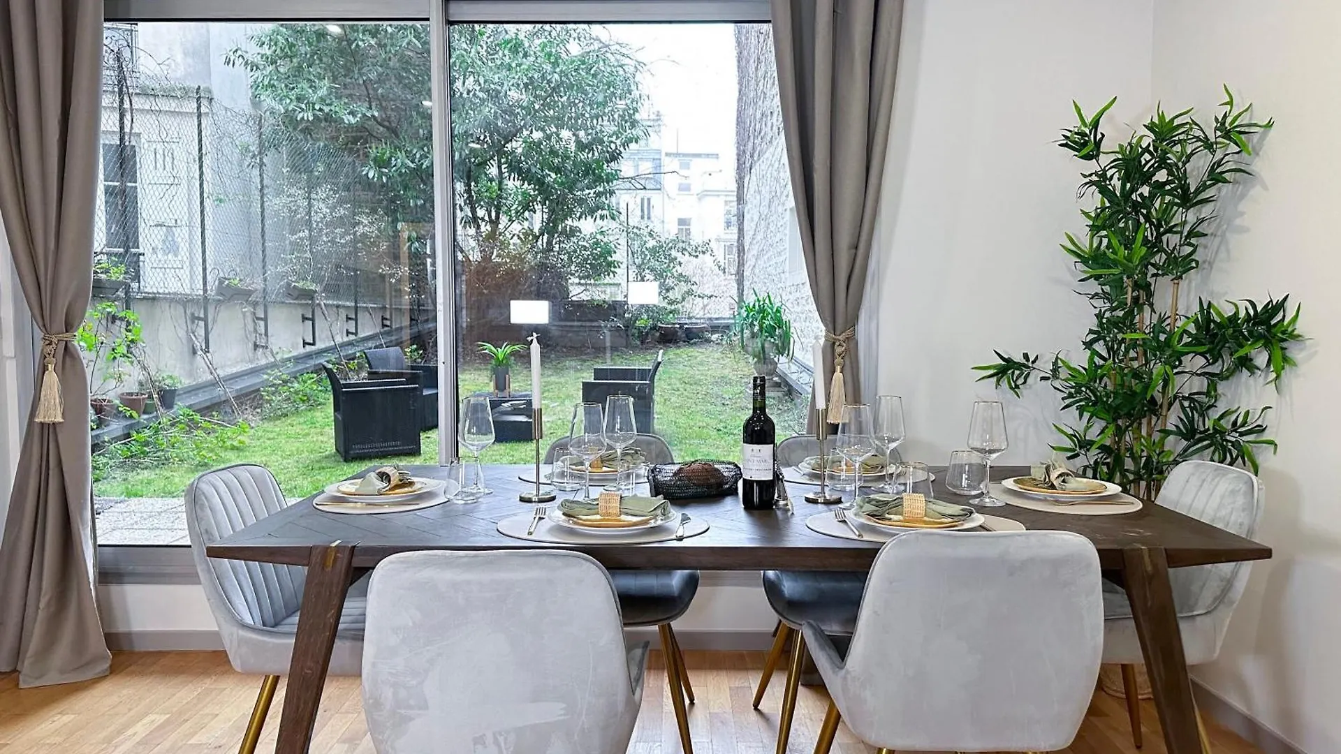 Chic Flat With A Garden Near Trocadero Apartment Paris