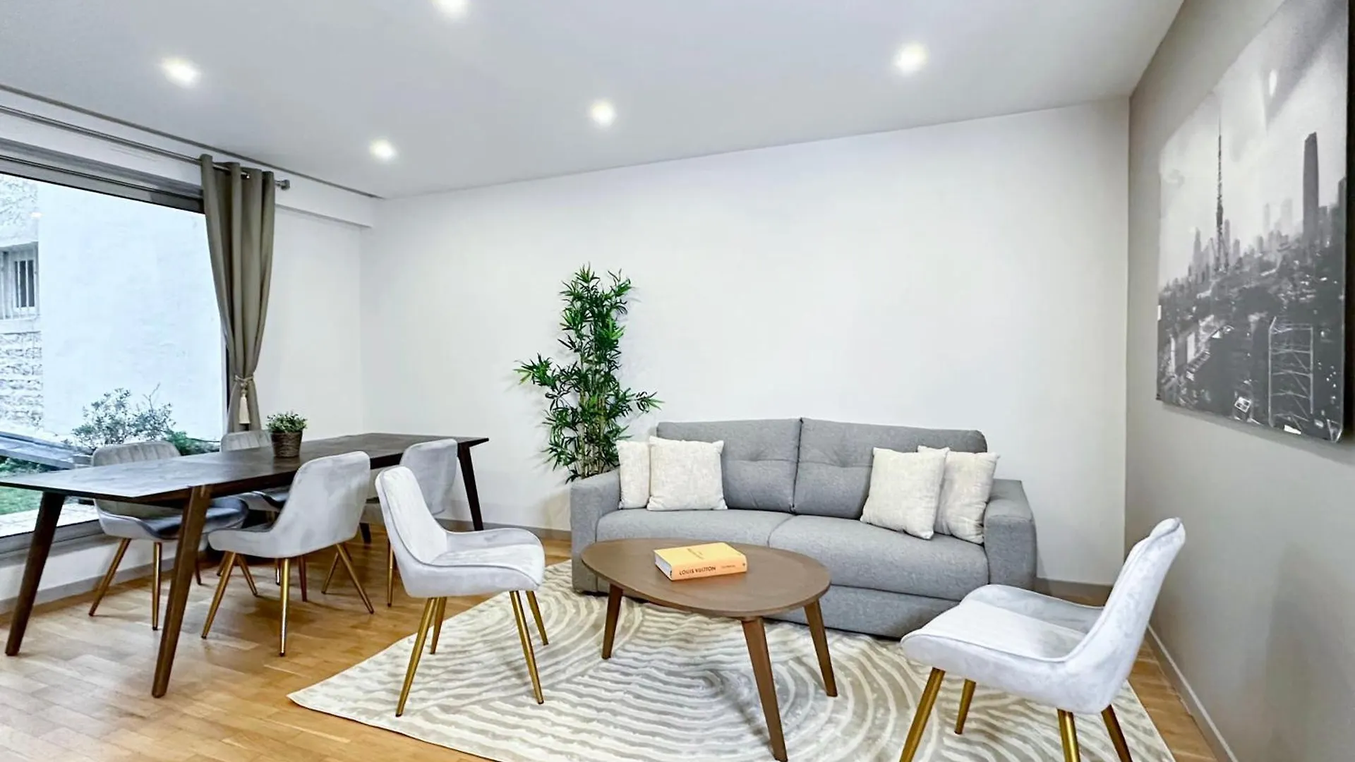 Chic Flat With A Garden Near Trocadero Appartement Parijs