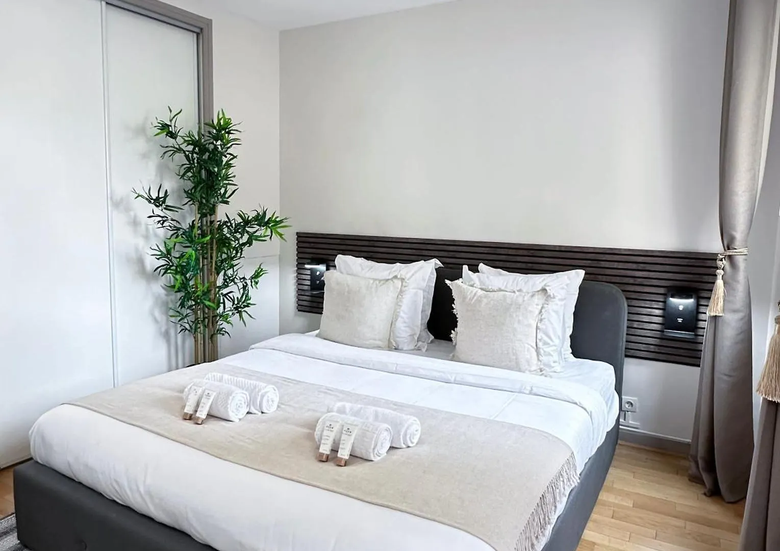 Chic Flat With A Garden Near Trocadero Apartment Paris France
