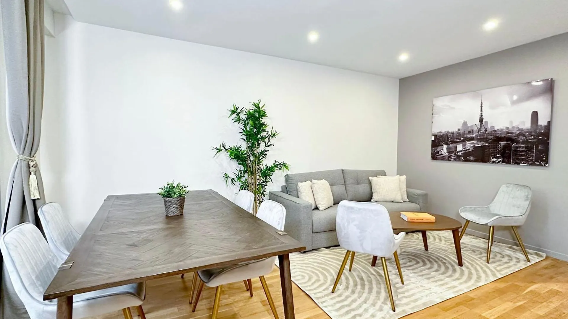 Chic Flat With A Garden Near Trocadero Apartment Paris 0*,